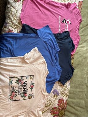 4 girls tops